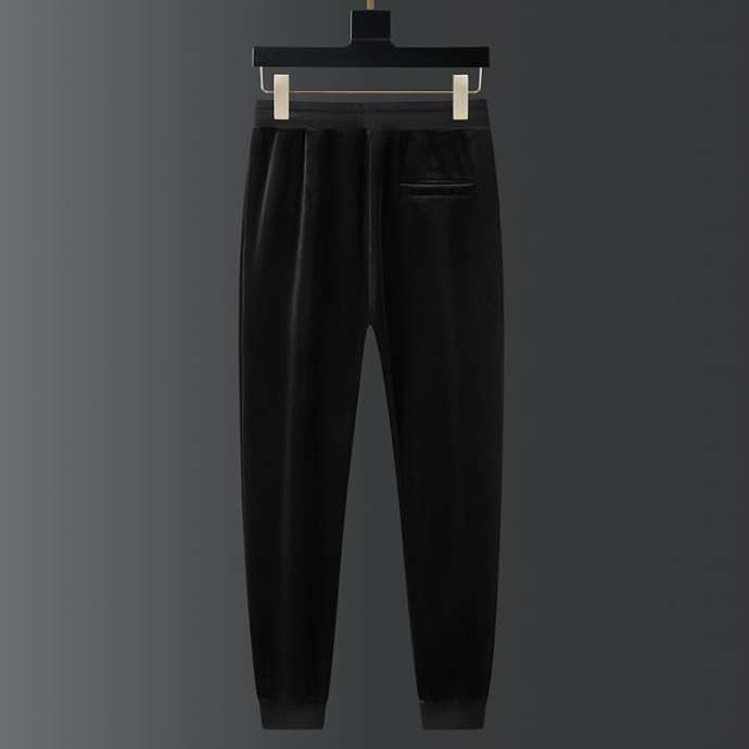 Picture of Gucci SweatSuits _SKUGucciM-4XL2367228609